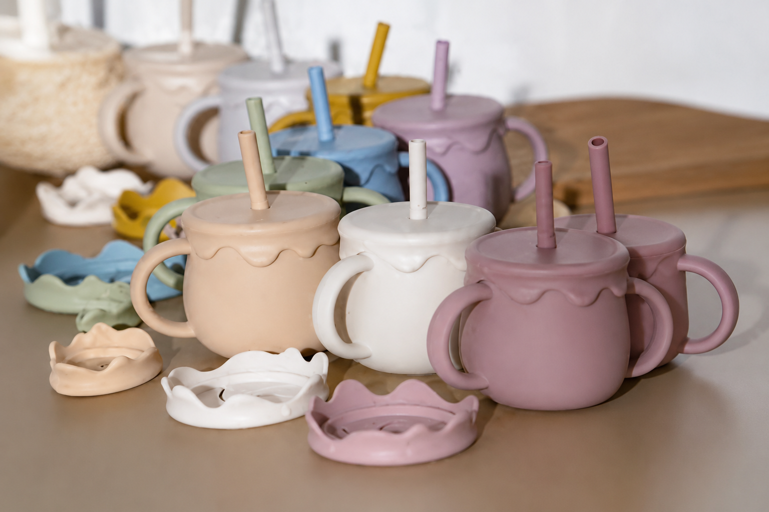 Tasse collation bébé en silicone avec couvercle et paille — sans BPA certifié FDA | Silimura