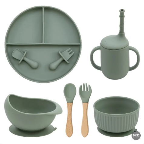 Ensemble repas bébé en silicone vert avocat — assiette, bol, tasse et ustensiles Silimura